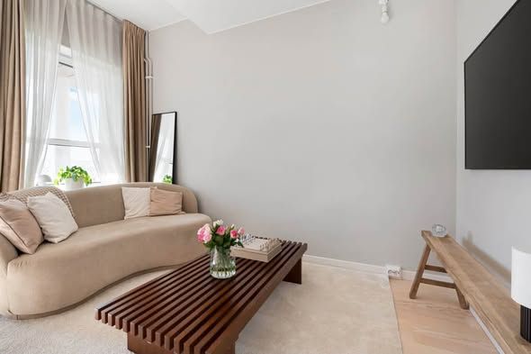 927G+MC, Solna